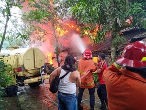 Kebakaran di Sibolga Utara, Sejumlah Rumah Hangus Terbakar