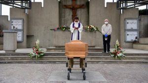 Ribuan Orang Tewas Karena Covid-19, Peti Mati di Italia Menumpuk