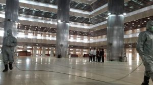 Presiden Jokowi Pantau Langsung Proses Sterilisasi Masjid Istiqlal