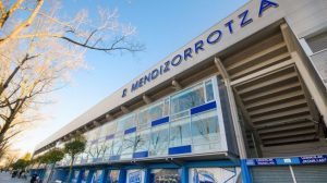 3 Pemain dan 7 Staf Alaves Positif Terjangkit Corona