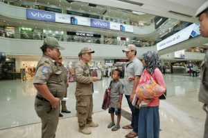 Satpol PP Sosialisasi Pencegahan Covid 19 Disejumlah Pusat Keramaian