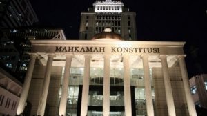 Perppu Corona Jokowi Digugat ke MK, Diantaranya Oleh Amien Rais dan Adhie Massardi