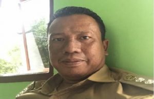 Camat dan Forkopimcam Kota Kisaran Barat Serahkan Alat Deteksi Suhu Tubuh Kepada 13 Lurah