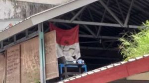 Ada Bendera Merah Putih Berlogo Palu Arit di Kampus, Polisi Turun Tangan