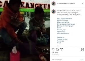 Jualan Klepon Bersama Adiknya Yang Masih Balita, Bocah 10 Tahun Ini Bikin Haru