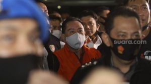 Ditangkap Di Malaysia, Djoko Tjandra Digelandang Ke Bareskrim Polri
