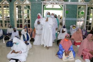 Hadiri Perwiritan di Masjid Al-Hilal, Nurul Ajak Kaum Ibu Disiplin Protokol Kesehatan