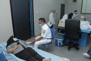 Sambut HUT RI, Dinas Kominfo Asahan Bekerjasama Dengan Insan Pers Gelar Donor Darah