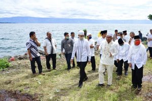 Lihat Keindahan Danau Toba dari Tigaras, Wagubsu : Potensi Yang Luar Biasa