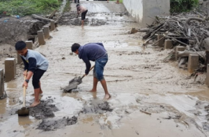 Hujan Di Kawasan Gunung Sinabung , Kecamatan Tiganderket Dilanda Banjir Lahar Dingin