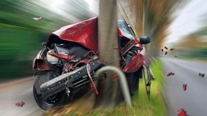 Kecelakaan di Medan Timur, Nissan Juke Hantam 3 Mobil Hingga Ringsek