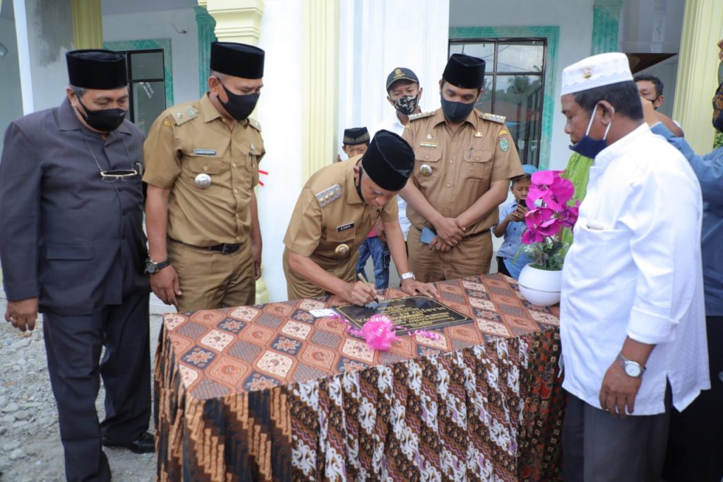 Bupati Asahan Resmikan Masjid At-Taqwa Sei Silau Timur