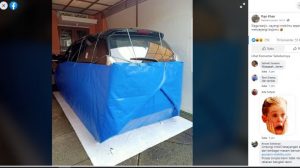 Mobil Anti-Banjir Ini Viral, Dibungkus Pakai Terpal