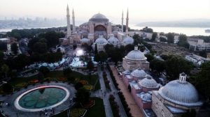 Sejak Dikembalikan Menjadi Masjid, Hagia Sophia Datangkan 1,5 Juta Turis ke Turki