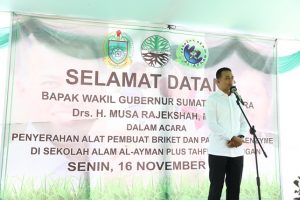 Musa Rajekshah Ajak Masyarakat Bijak Kelola Sampah