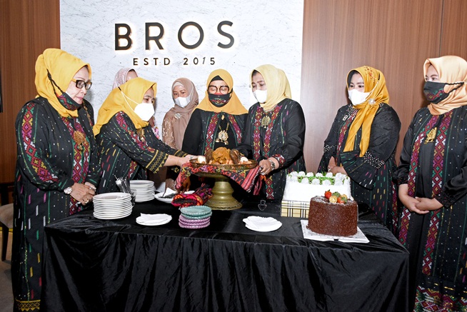 Milad Ke-3 Perhimpunan Boru Lubis, Nawal : Mari Tingkatkan Kekompakan dan Kebersamaan