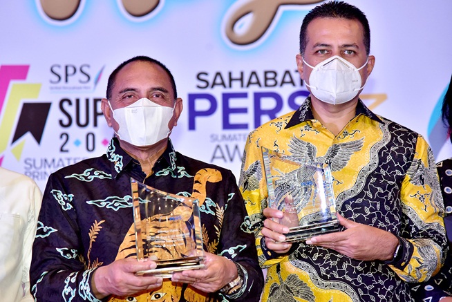 SPS Anugrahi Gubernur dan Wagub Sumut Sebagai Sahabat Pers
