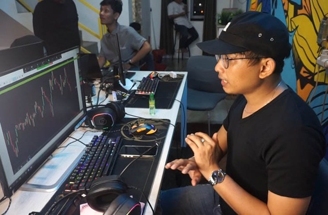Belajar Trading Bersama Fakar Suhartami, Ada yang Profit Rp28 Juta