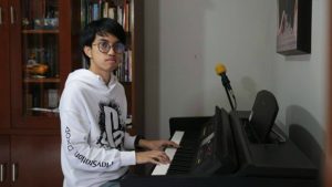 Lagu N I Want U dari Revemayuzumi feat Santy Dirilis Dihari Ibu, Diputar Serentak 76 Stasiun Radio