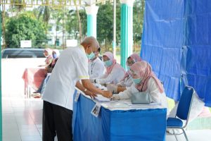 Sukseskan Pilkada di Kabupaten Asahan, Bupati Asahan Gunakan Hak Pilihnya