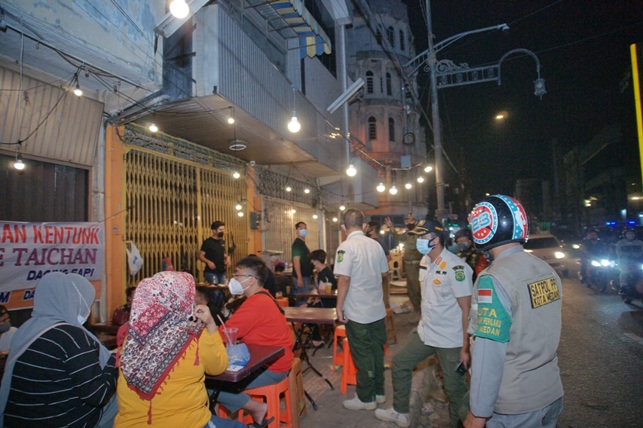 Satgas Covid-19 Medan : Masih Banyak Tempat Usaha Yang langgar Jam Operasional