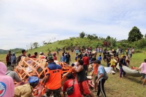 Bantuan Tiba, Warga Desa Terisolir di Mamuju Ucapkan Terima Kasih