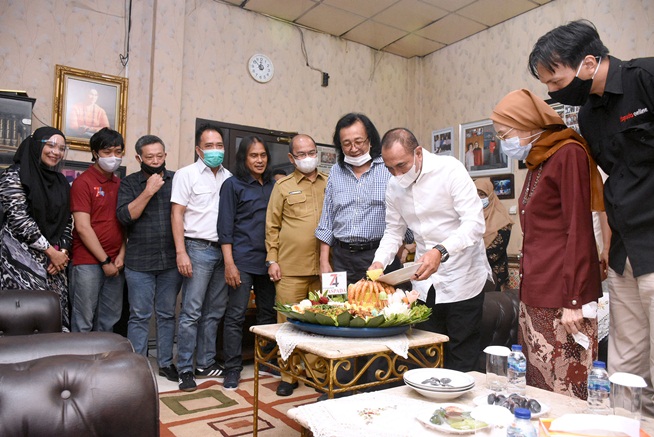 Hadiri HUT Harian Waspada, Gubsu : Terus Kawal Pembangunan Sumut