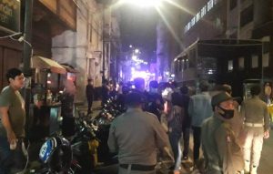 Cegah Penyebaran Covid-19, Polsek Medan Barat Tertibkan PKL yang Langgar Prokes