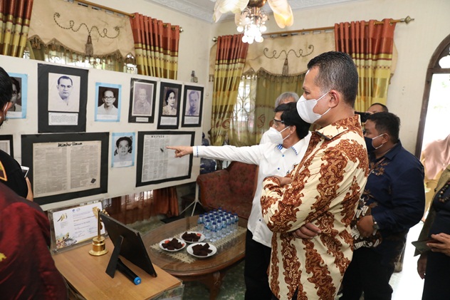 Peringatan HPN, Wagubsu Kunjungi Tokoh dan Museum Perjuangan Pers