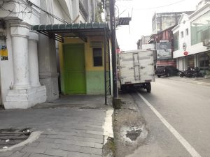 Dirikan Bangunan di Atas Trotoar, Pengamat Lingkungan: Itu Pelanggaran dan Ada Pidananya