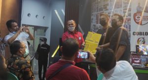 Bobby-Aulia Minta Relawan Jadi Mata Telinga