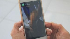 Dituduh Selingkuh, Wanita Ini Ditelanjangi di Dekat Kuburan