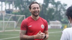 Piala Menpora 2021, Marc Klok Terpilih Menjadi Pemain Terbaik