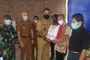 Pemko Salurkan 300 Paket Sembako Kepada Pertuni Kota Medan