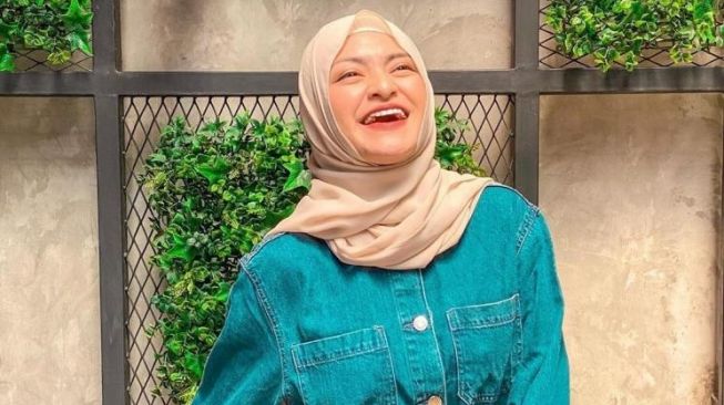 Dituduh Selingkuh dengan Manajernya Sendiri, Nathalie Holscher Emosi