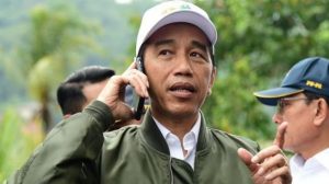 Sopir Kontainer Curhat Dipalak Preman, Jokowi Telepon Kapolri : Tolong Diselesaikan!
