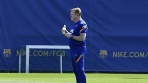 Sah, Ronald Koeman Tetap Bertahan di Barcelona