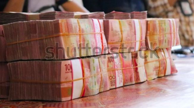 Gunakan Uang Hasil Kesalahan Transfer Bank, Pria Ini dihukum 6 Tahun Penjara