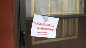 Kesal Karena Merasa Terasing Saat Isolasi, Wanita Ini Peluk Menantu Agar Tertular Covid-19