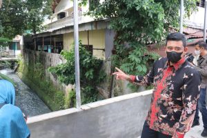 Sidak Pembangunan Ilegal di Atas Parit, Bobby : Tak Ada Izin Harus Dibongkar