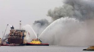 Kapal Kargo Bermuatan Bahan Kimia Tenggelam, Laut Srilangka Terancam Hadapi Bencana Lingkungan