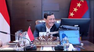 Pandemi Covid-19 Masih Terkendali, Luhut : Tak Perlu Panik Varian Omicron