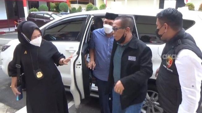 Arogan saat Razia PPKM Darurat, Pejabat Satpol PP Ini Dicopot