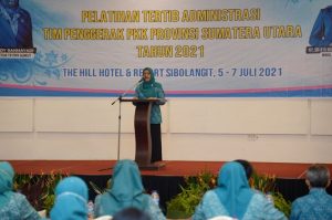 Nawal Lubis : TP PKK Kabupaten/Kota se-Sumut Harus Tertib Administrasi
