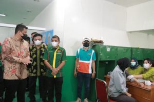 Bobby Nasution Tinjau Pelaksanaan Vaksinasi Covid-19 Bagi Pelatih dan Atlet Kota Medan