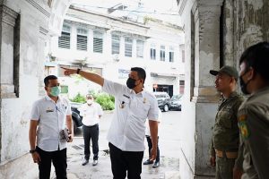 Dinilai Berani Rubuhkan Bangunan dan Segel Mall Centre Point, Akademisi Apersiasi Kineja Wali Kota
