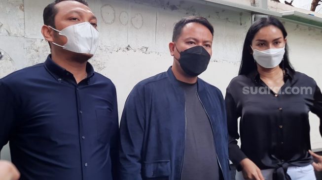 Kalina Keguguran, Vicky Prasetyo : Selamat Jalan Anakku Sayang