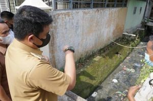 Benahi Infrastruktur, Bobby Genjot Perbaikan Jalan Dan Drainase