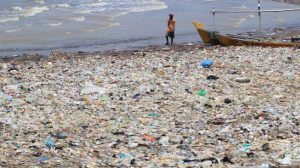 Indonesia Sumbang 8 Juta Ton Sampah Plastik Pertahun, 2,6 Juta Ton diantaranya Dibuang ke Sungai