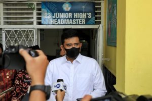 Tinjau Vaksinasi Pelajar, Bobby Nasution : Jika Target Cepat Tercapai, Sekolah Tatap Muka Dapat Digelar